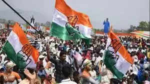  कांग्रेस पार्टी की ‘भारत जोड़ो यात्रा’ की शुरूआत हो गई है। तमिलनाडु के कन्याकुमारी से शुरू हुई राहुल गांधी की यात्रा 150 दिनों में 12 राज्यों और दो केंद्र शासित प्रदेश से होते हुए श्रीनगर में समाप्त होगी। 